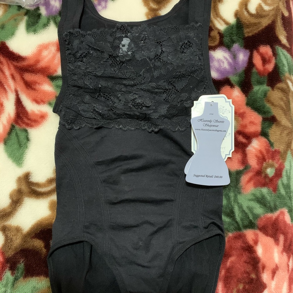 SEAMLESS BODY CONTROL - Picture 2 of 4